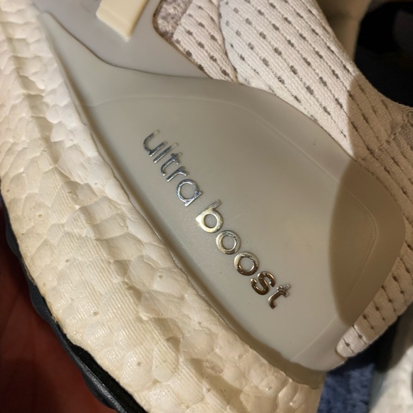 Adidas Ultraboost Cream 1.0 - Picture 5 of 7